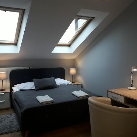 Apartament Old Town Apartment Oswiecim Bagian luar foto